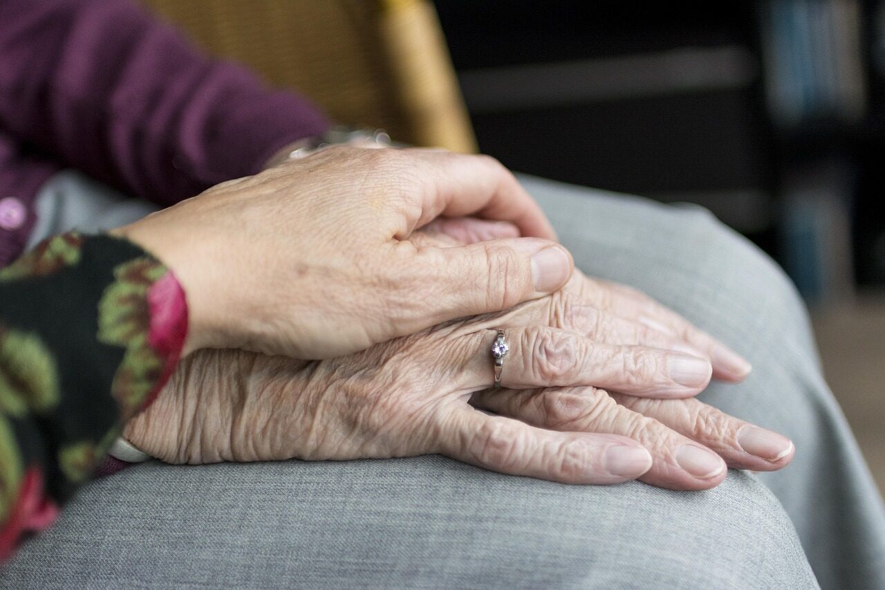 christmas wallpaper, hands, old, happy mothers day, old age, elderly, vulnerable, care, old person, self-reliance, help, health, seniors, mother, daughter, family, love, mom, grandmother, grandparents